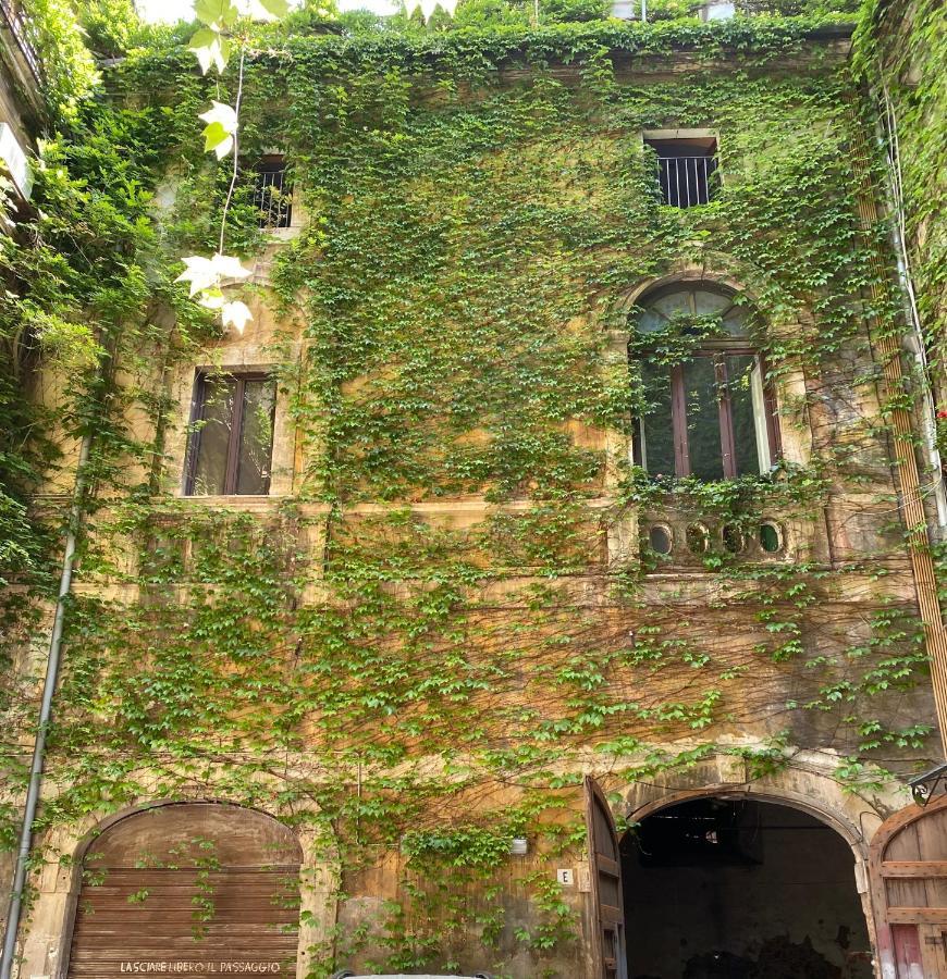 Antica Casa Centro Villa Catania Exterior photo
